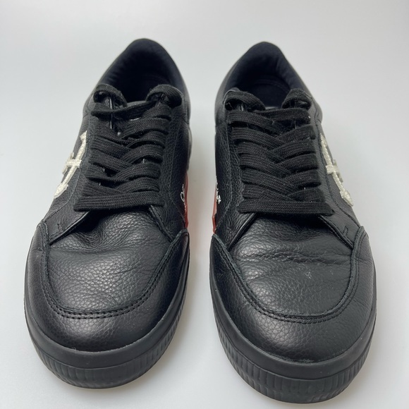 Off-White Black Low Vulcanized Sneaker EU 41/US 8 $400. Pre-Owned. No Box.